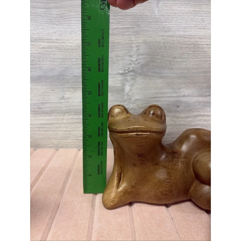 Wood Hand Carved Frog (C4)